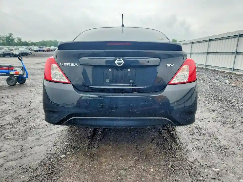 3N1CN7AP6HL895885 2017 NISSAN VERSA-5