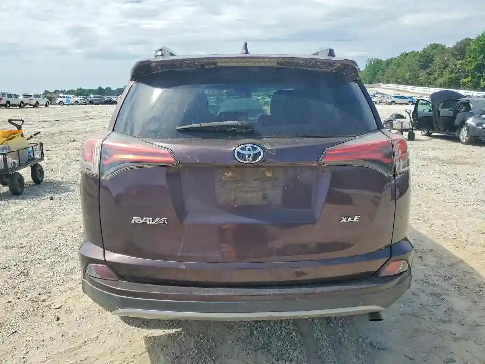 2T3WFREV3JW468982 2018 TOYOTA RAV4-5