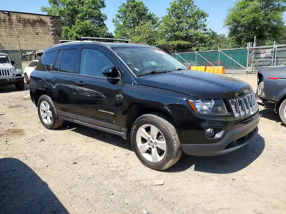 1C4NJDEB9GD782645 2016 JEEP COMPASS-3