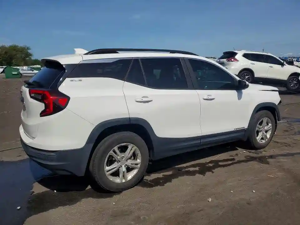 3GKALMEV5NL163958 2022 GMC TERRAIN-2