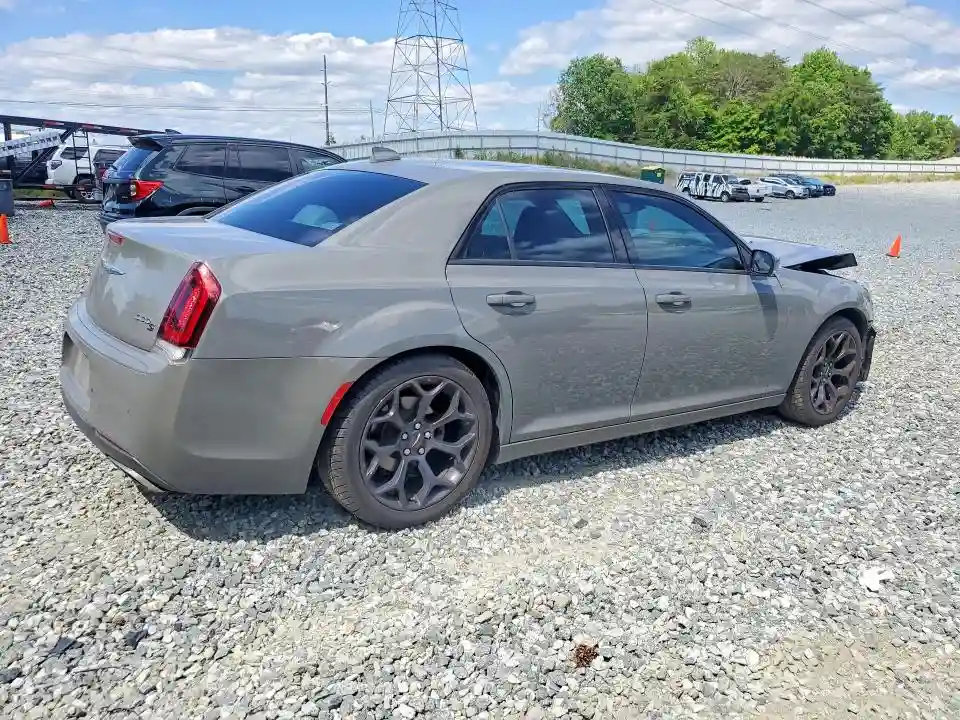 2C3CCABGXKH712510 2019 CHRYSLER 300-2