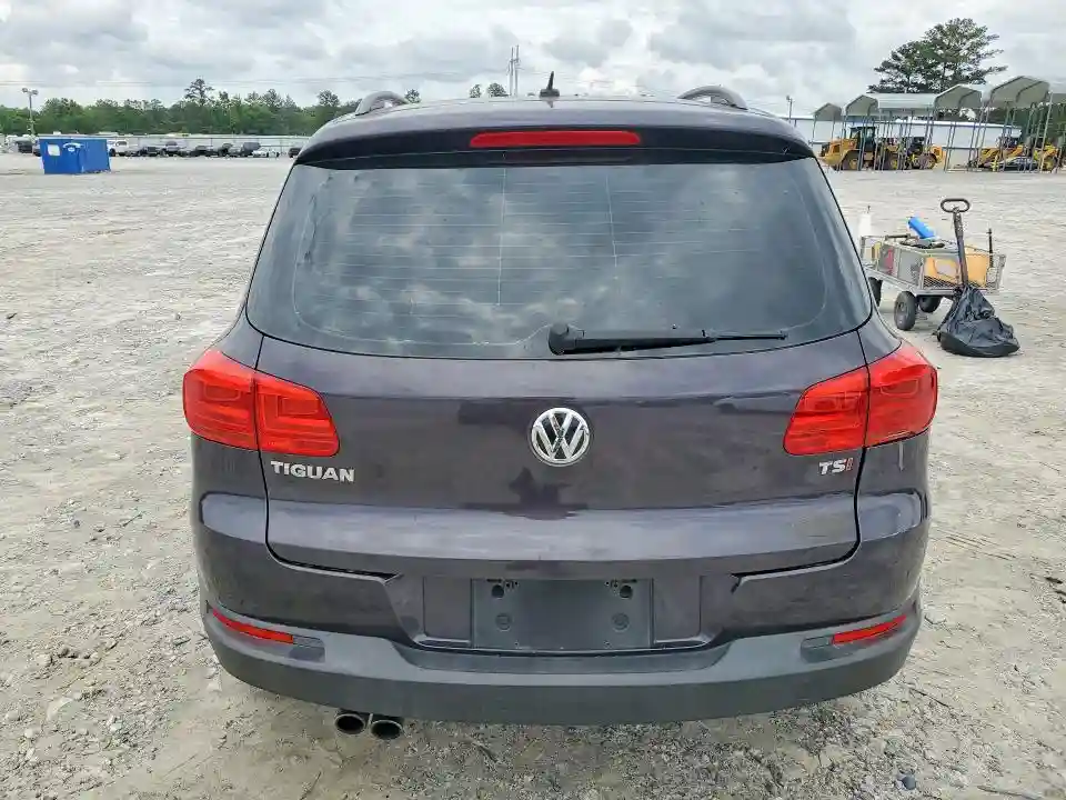 WVGAV7AXXGW595386 2016 VOLKSWAGEN TIGUAN-5