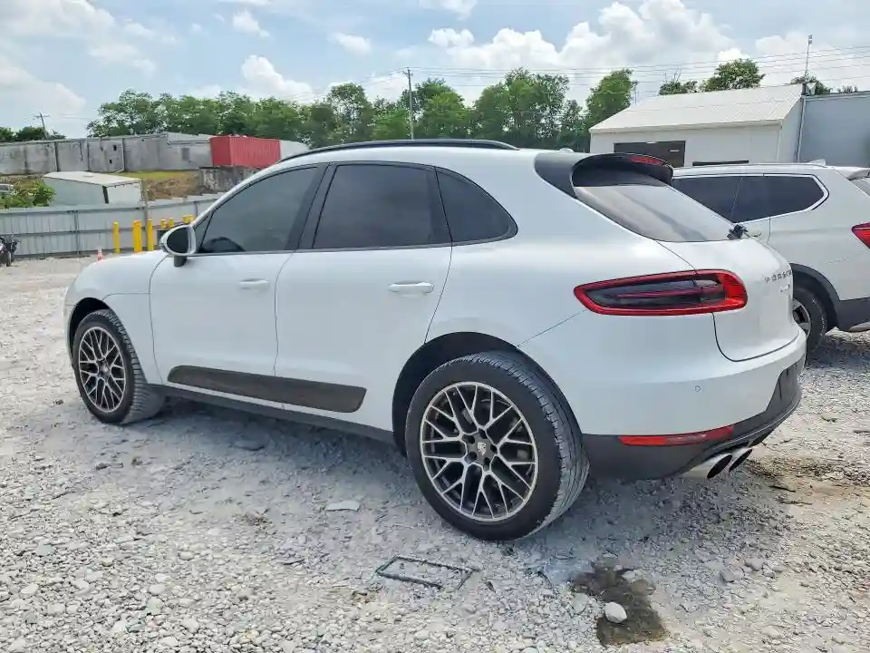 WP1AB2A56GLB48617 2016 PORSCHE MACAN-1