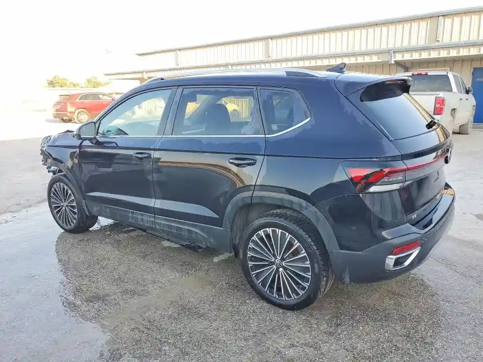 3VVSC7B21TM007520 2026 VOLKSWAGEN TAOS SE-1