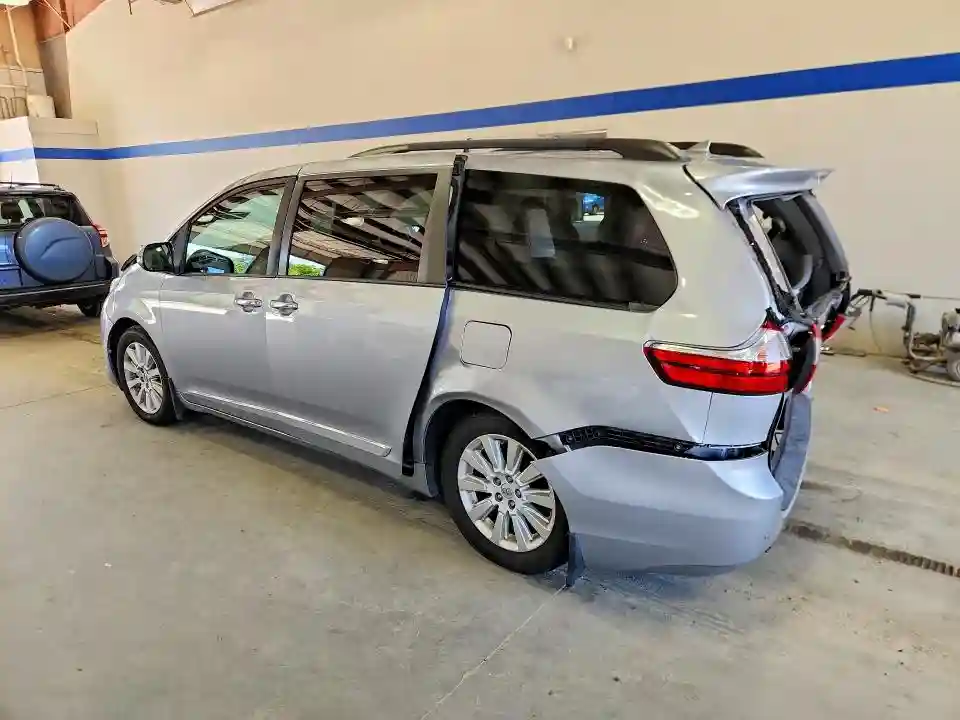 5TDDK3DC7FS094806 2015 TOYOTA SIENNA-1