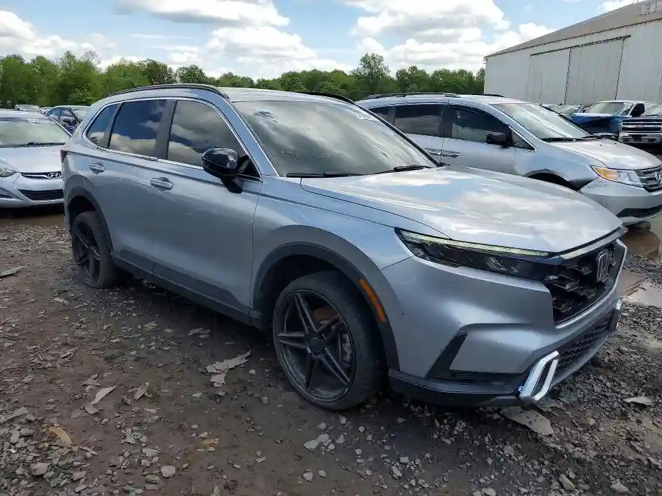 2HKRS6H98PH807371 2023 HONDA CRV-3