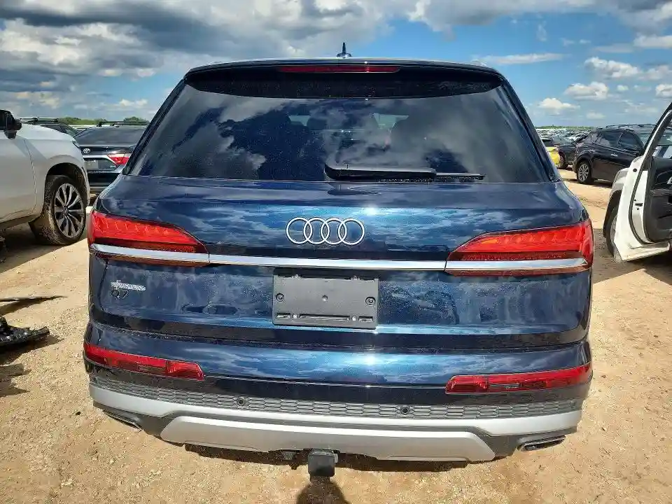 WA1VVBF79SD006103 2025 AUDI Q7-5