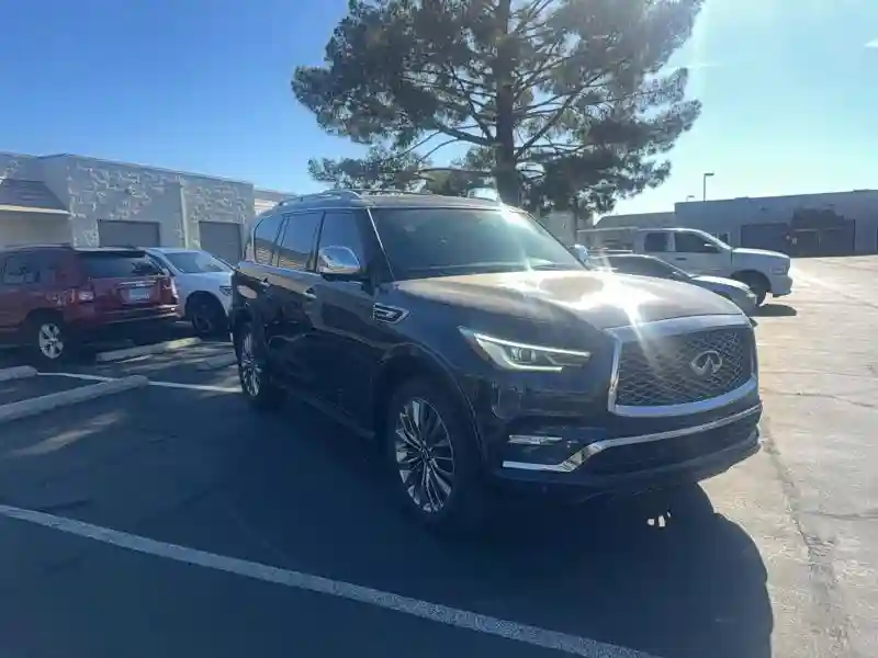 JN8AZ2NF8K9685855 2019 INFINITI QX80-0