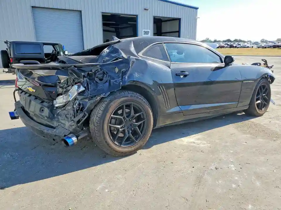 2G1FB1E33F9213500 2015 CHEVROLET CAMARO-2