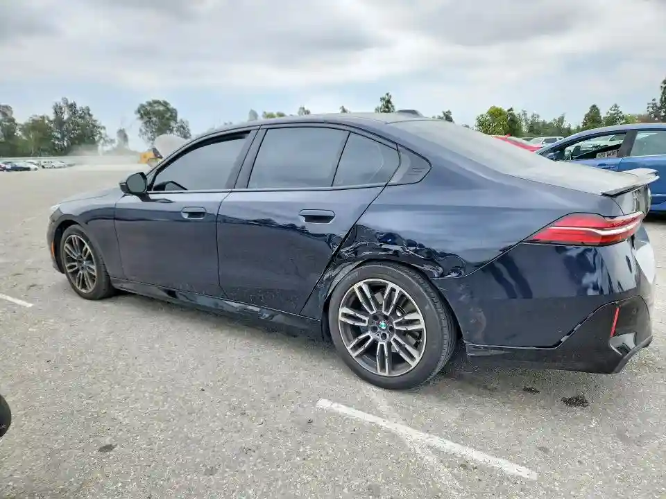 WBA53FJ05RCP81119 2024 BMW 5 SERIES-1