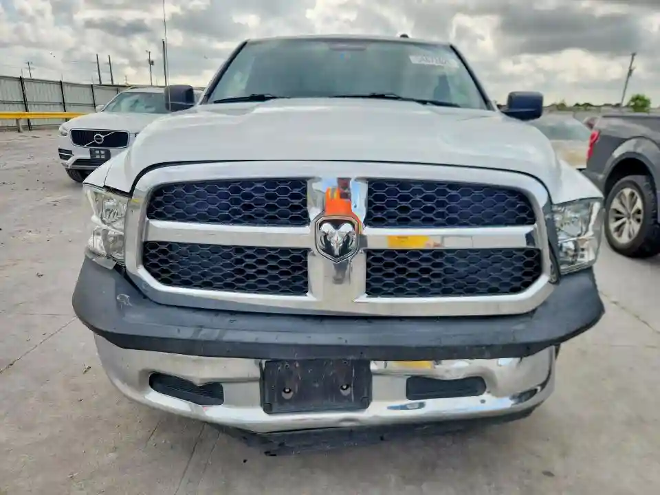 3C6JR6AG6HG591961 2017 RAM 1500-4