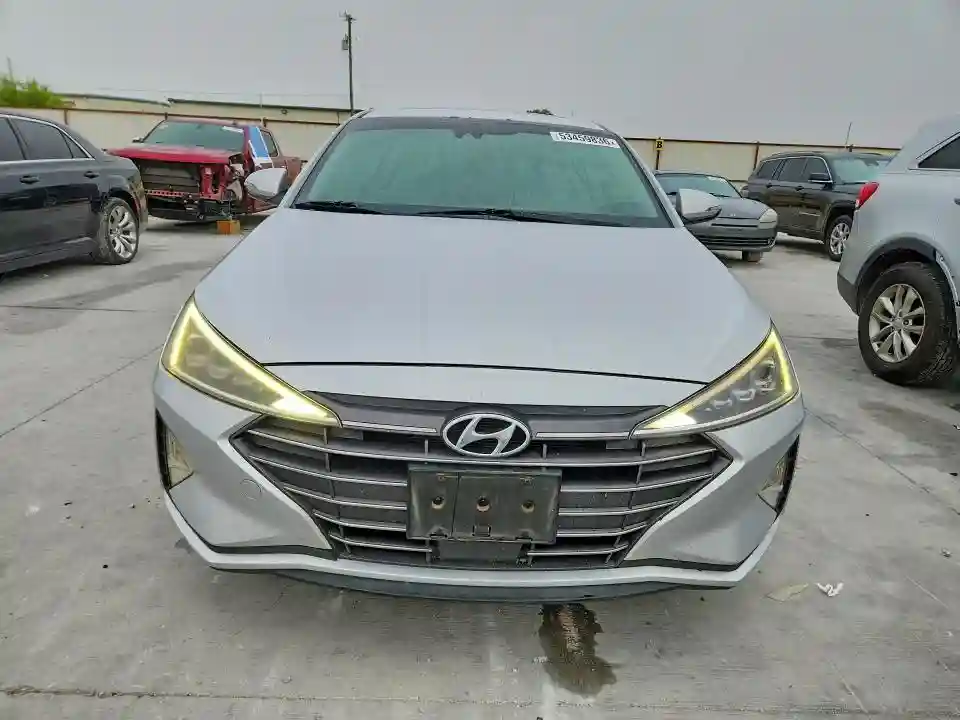 KMHD84LF2KU730369 2019 HYUNDAI ELANTRA-4