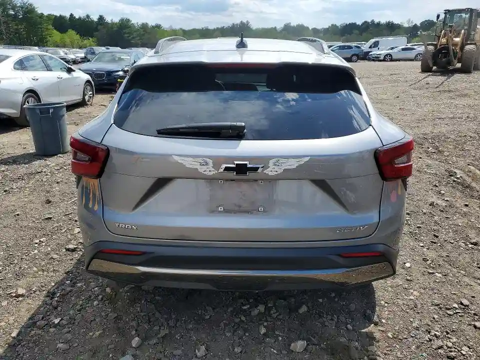 KL77LKE27RC022470 2024 CHEVROLET TRAX ACTIV-5