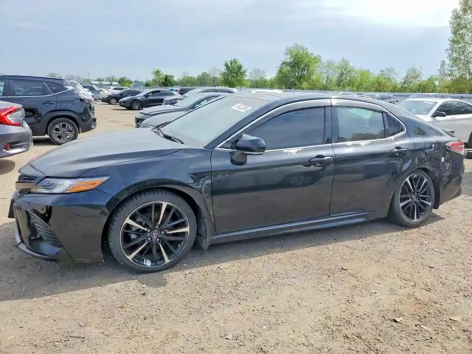 4T1B61HKXJU032317 2018 TOYOTA CAMRY-0