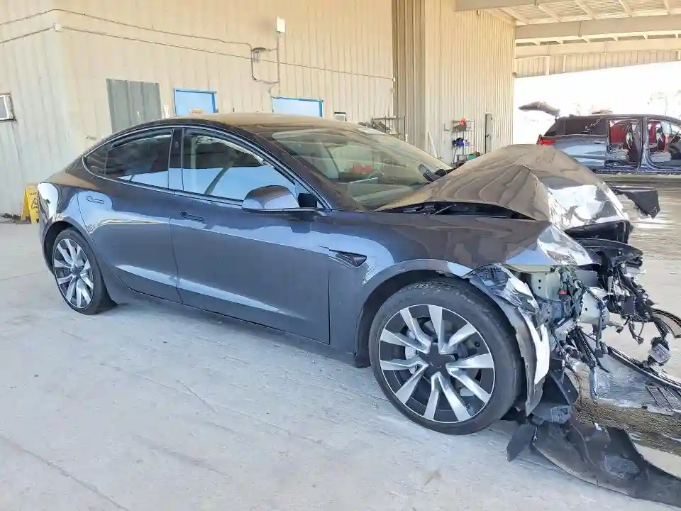5YJ3E1EA4SF895034 2025 TESLA MODEL 3-3
