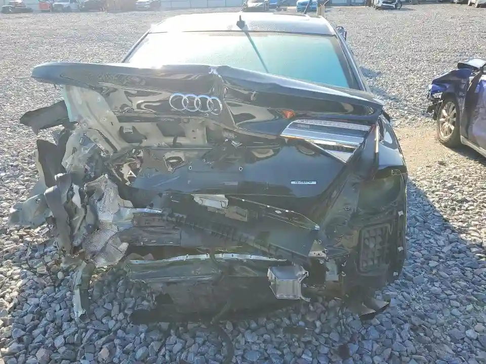 WAU34AFD0GN014119 2016 AUDI A8-5