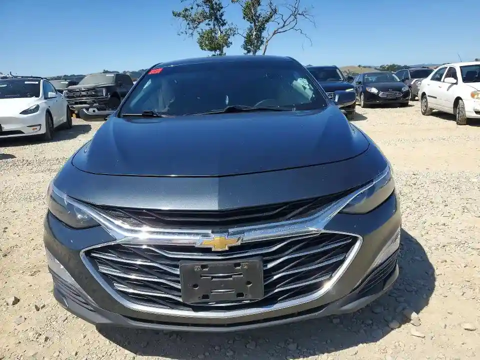 1G1ZD5ST8LF006493 2020 CHEVROLET MALIBU-4