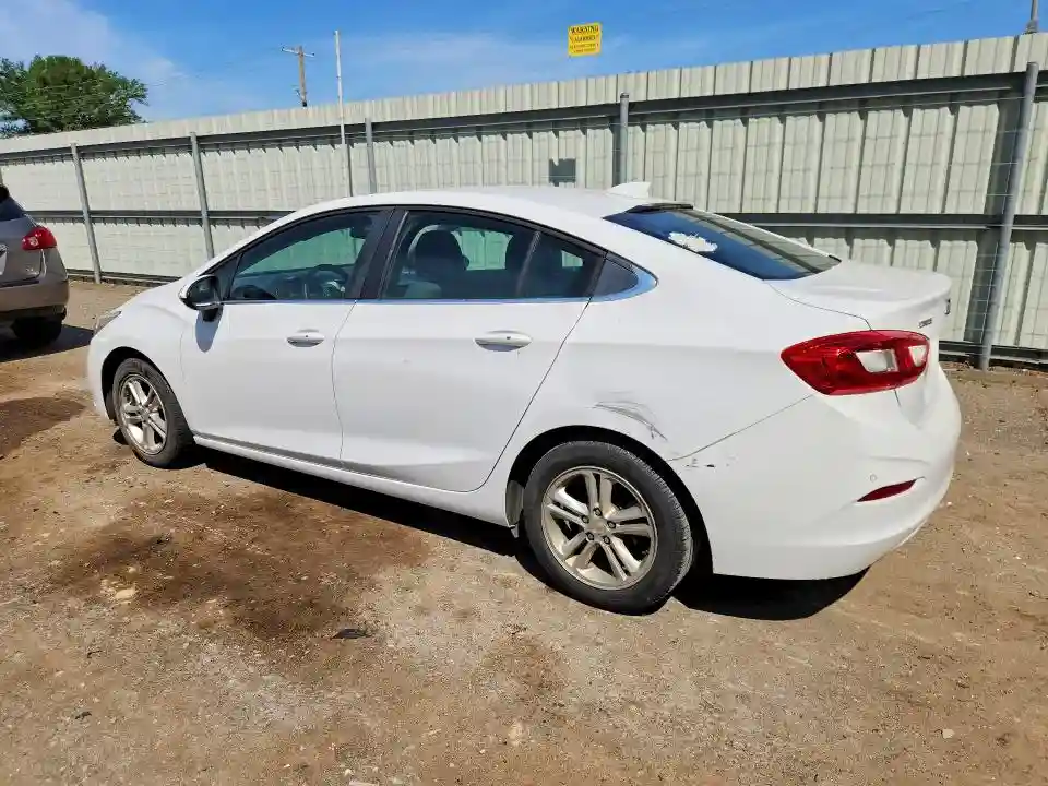 1G1BE5SMXH7138731 2017 CHEVROLET CRUZE-1