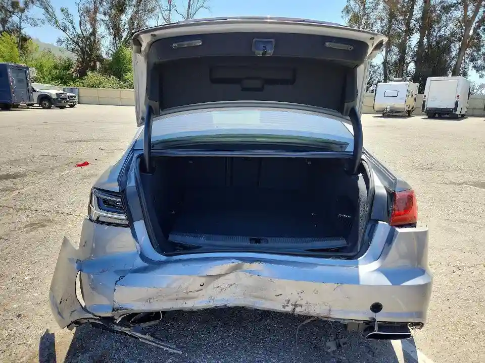 WAUC8AFC2JN033077 2018 AUDI A6-5