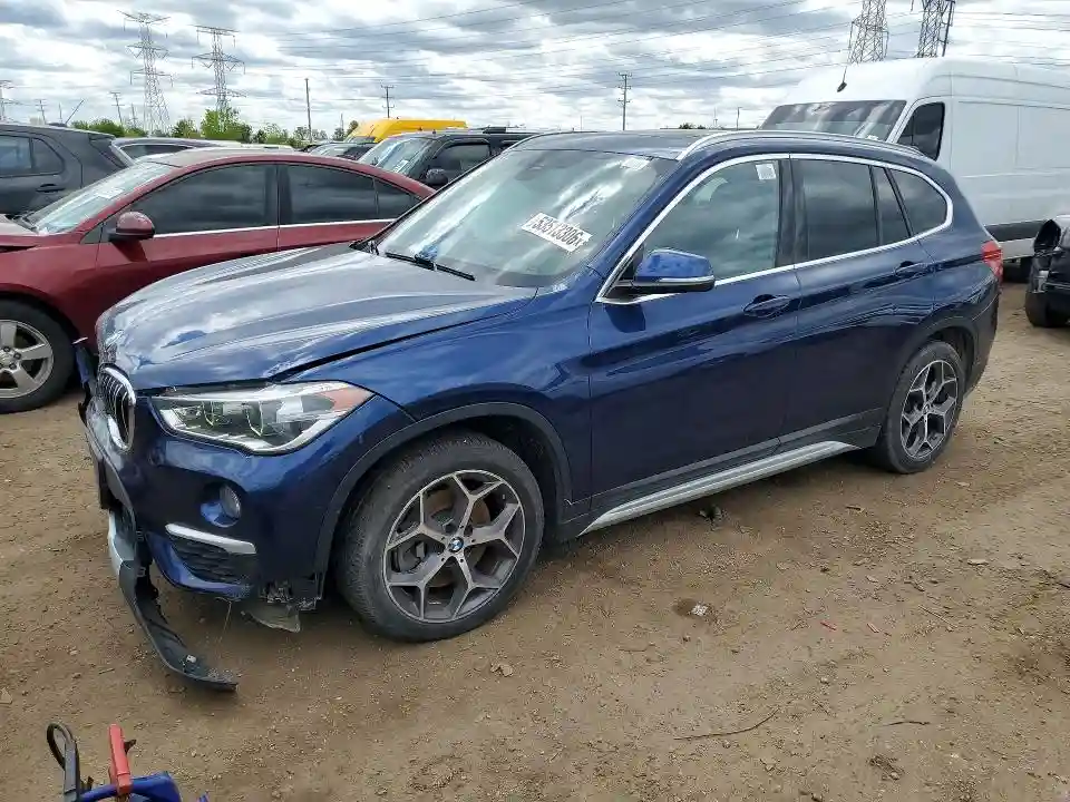 WBXHT3C36J3H33435 2018 BMW X1-0