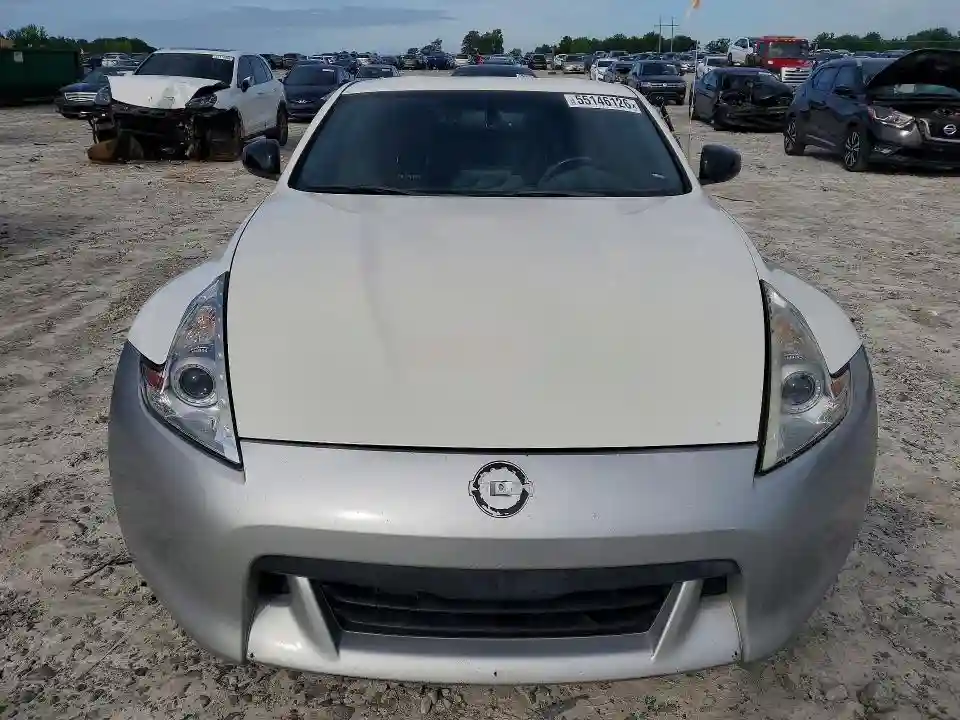 JN1AZ4EH9JM570494 2018 NISSAN 370Z-4