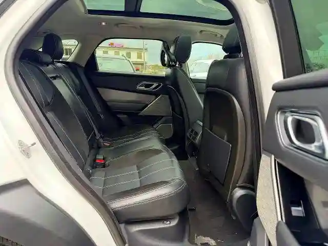 SALYB2RV4JA753882 2018 LAND ROVER RANGEROVER-5