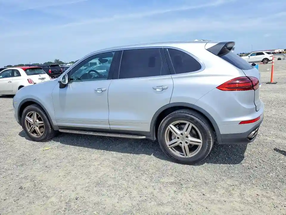 WP1AB2A22FLA60118 2015 PORSCHE CAYENNE-1