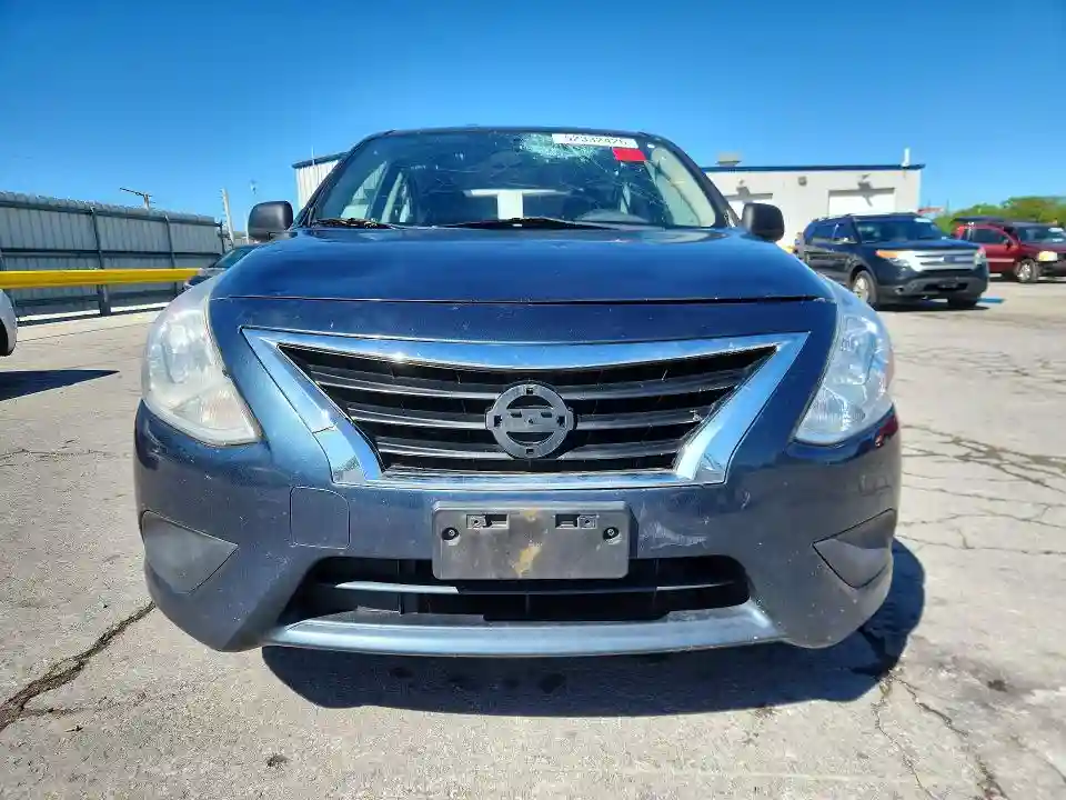 3N1CN7AP4FL839683 2015 NISSAN VERSA-4