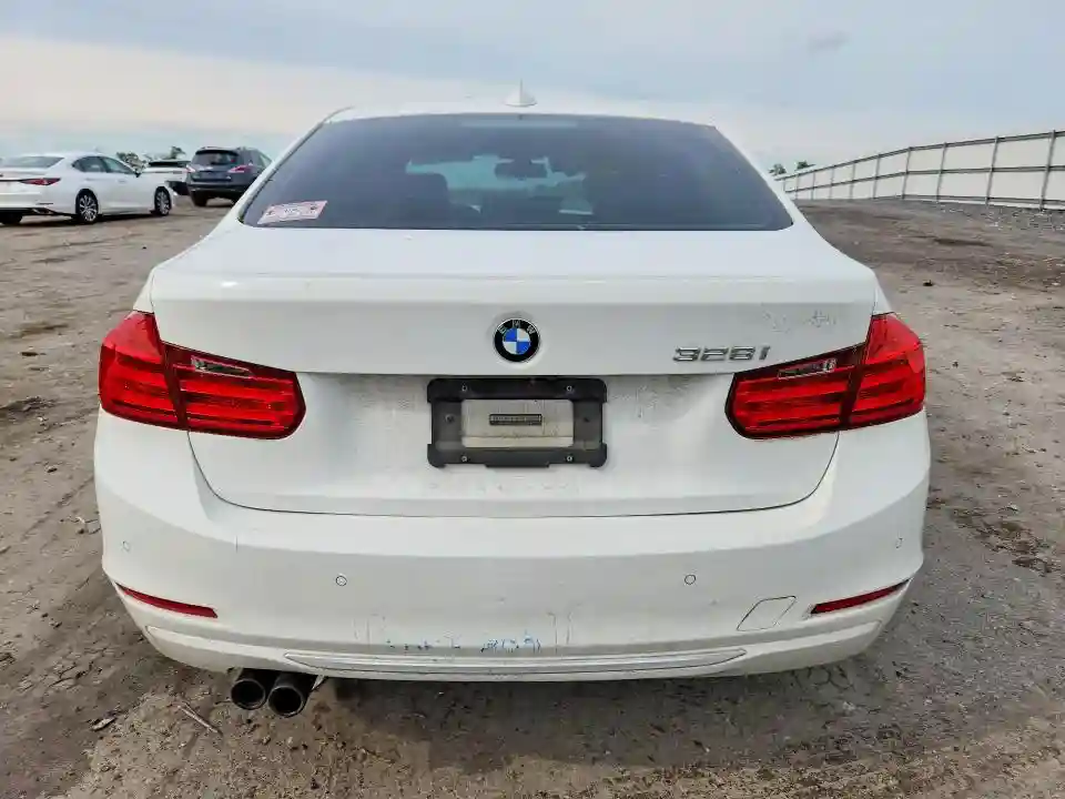WBA3A5G5XFNS86957 2015 BMW 3 SERIES-5