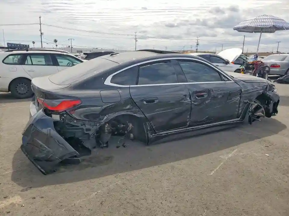 WBY43AW05RFS37324 2024 BMW I4 EDRIVE-2