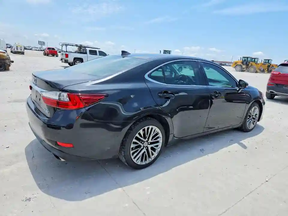 58ABK1GG2GU011777 2016 LEXUS ES350-2