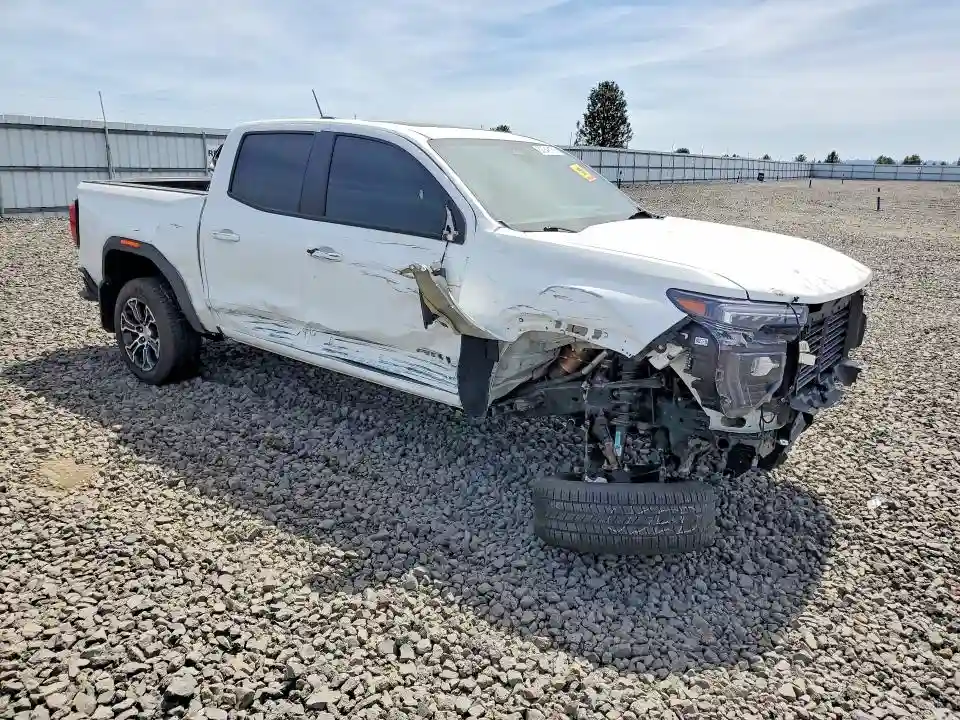 1GTP2DEK0S1215028 2025 GMC CANYON-3