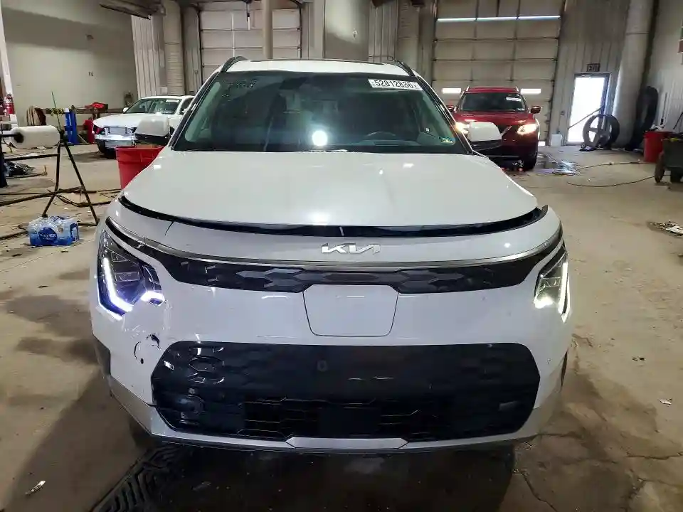KNDCT3L14S5132730 2025 KIA NIRO-4