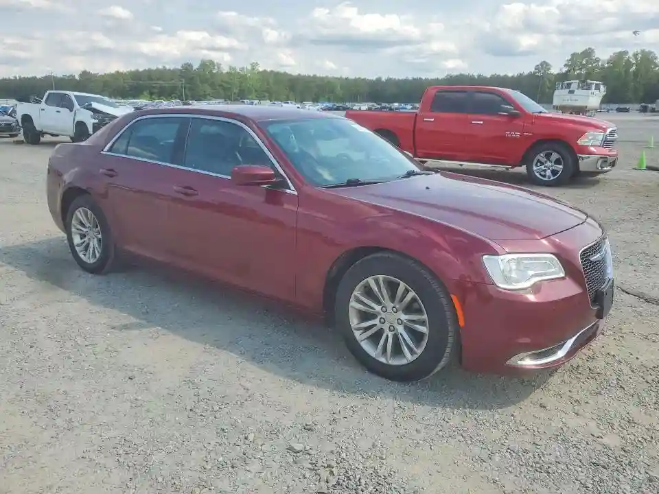 2C3CCAAGXHH668261 2017 CHRYSLER 300-3