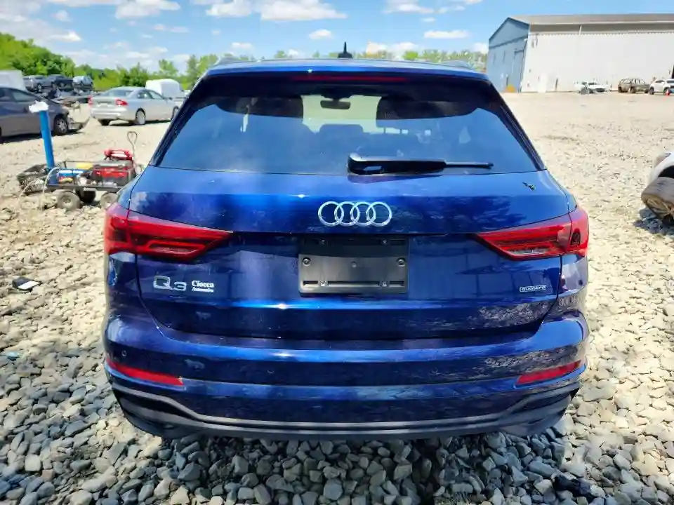 WA1DECF31R1159312 2024 AUDI Q3-5