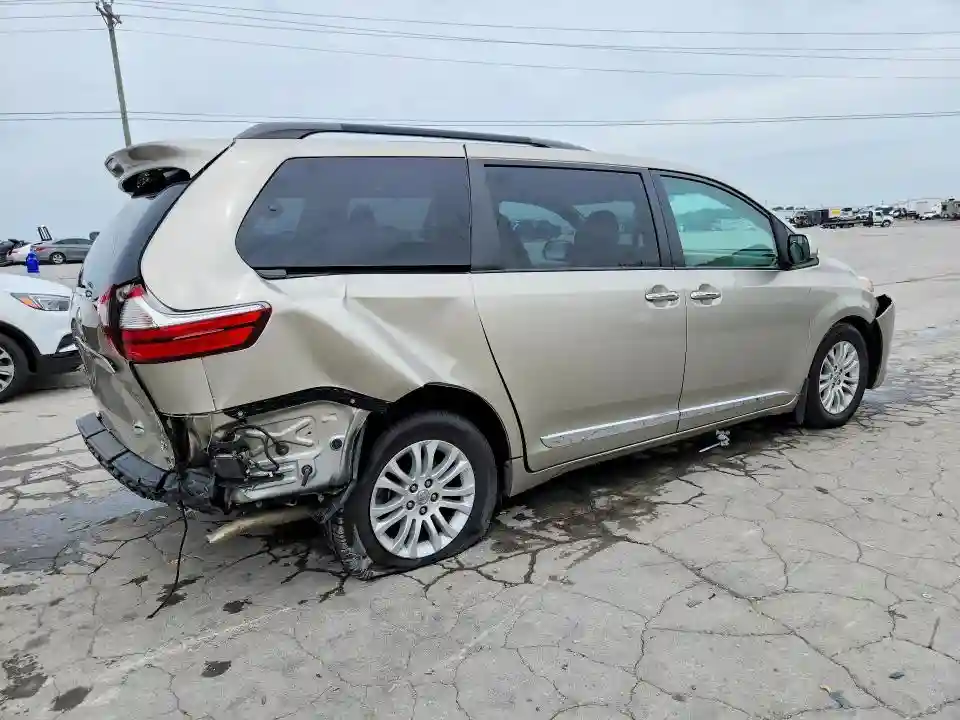 5TDYZ3DC0HS771114 2017 TOYOTA ALL MODELS-2