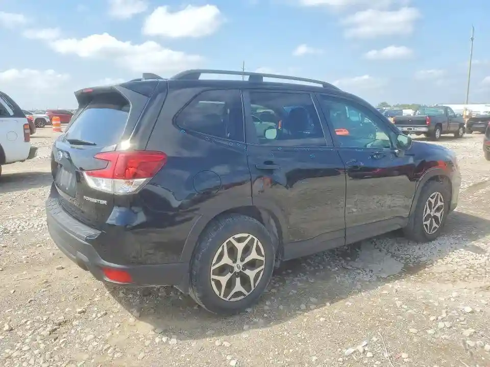 JF2SKAEC1KH458504 2019 SUBARU FORESTER-2