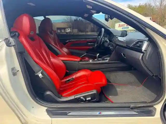 WBS3U9C57GP969947 2016 BMW M4-4