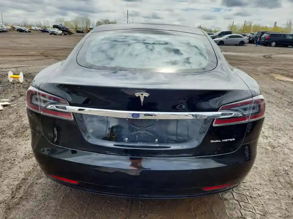 5YJSA1E26MF426367 2021 TESLA MODEL S-5