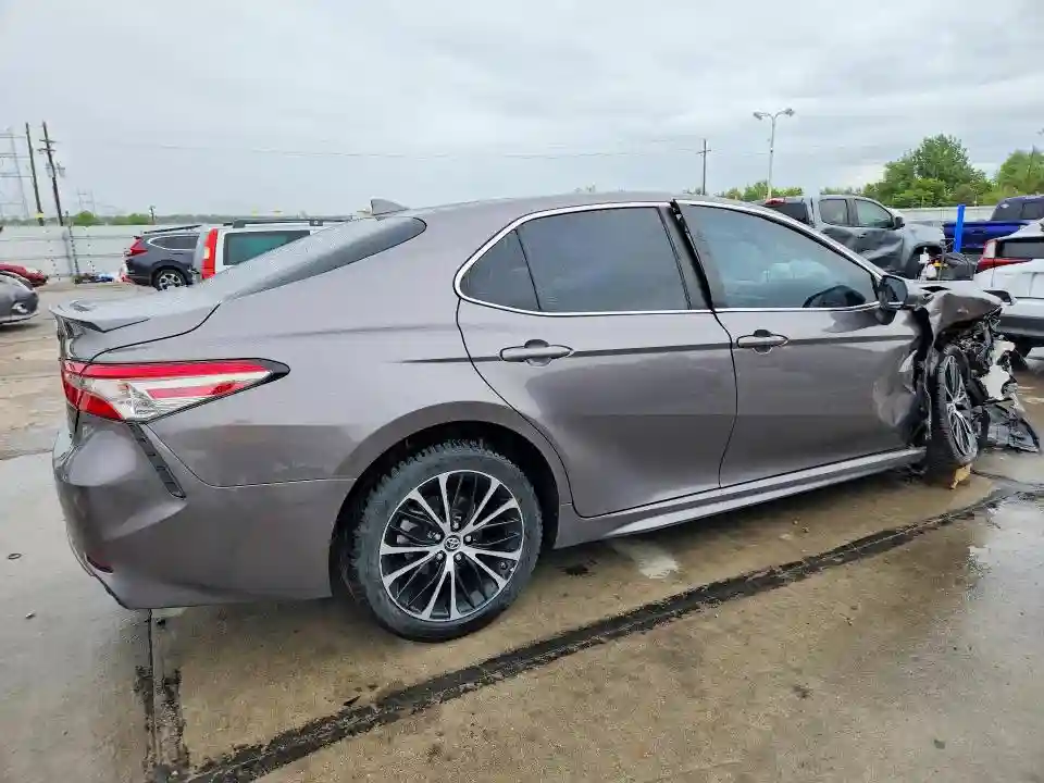 4T1B11HK6KU714725 2019 TOYOTA CAMRY-2