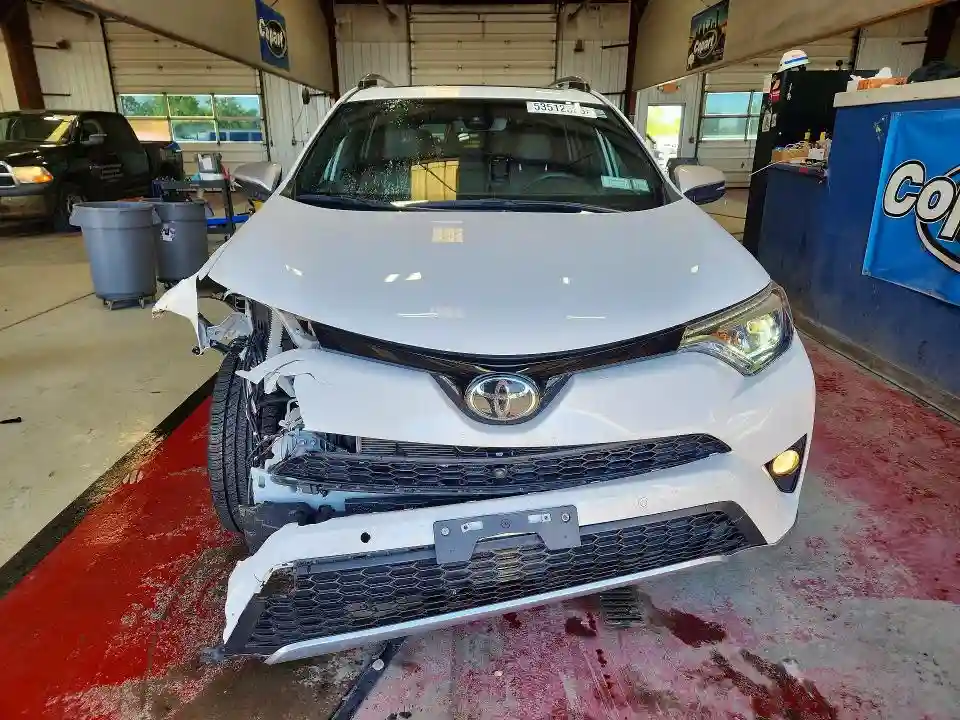 2T3JFREV9JW812583 2018 TOYOTA RAV4-4