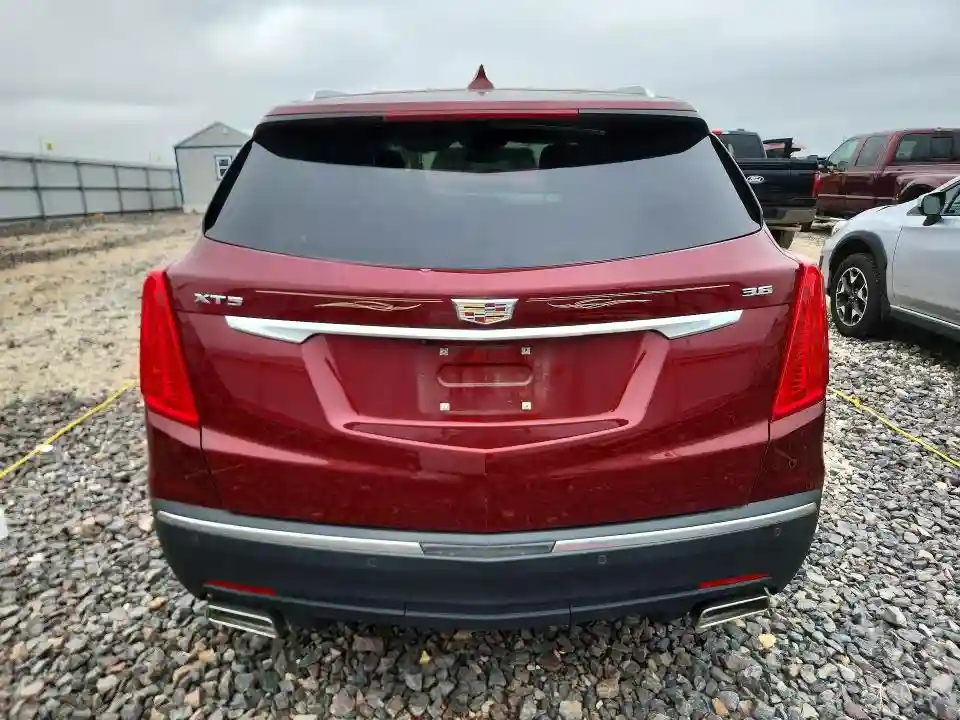 1GYKNCRS5JZ137510 2018 CADILLAC XT5-5