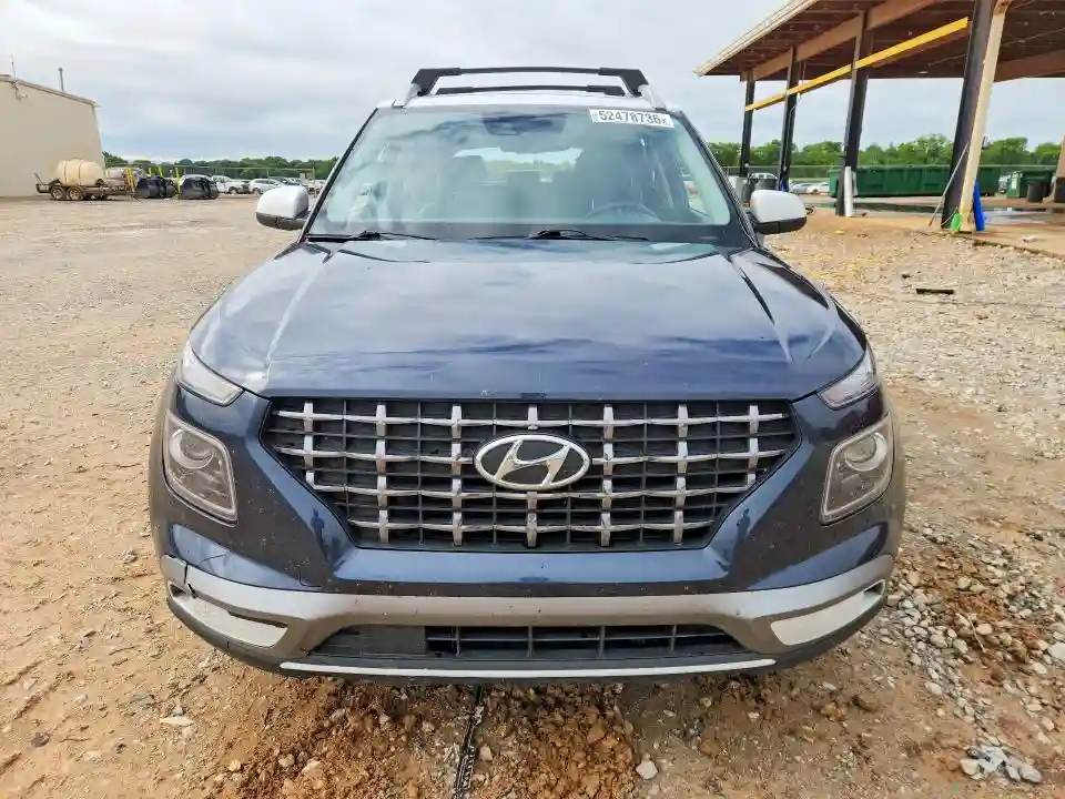 KMHRC8A3XNU169685 2022 HYUNDAI VENUE-4