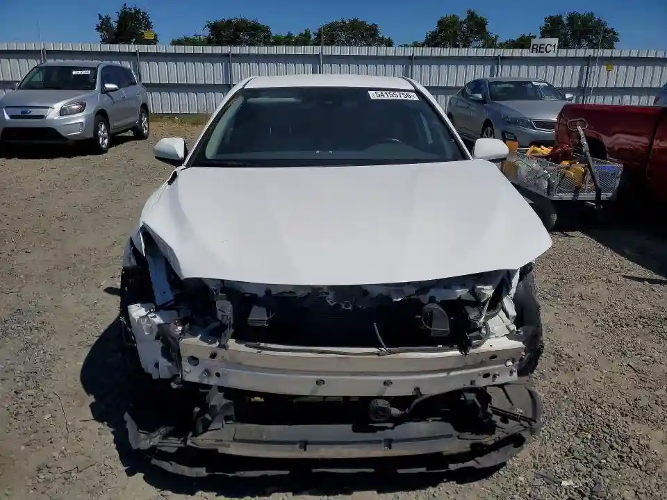 4T1G31AK2MU565131 2021 TOYOTA CAMRY-4
