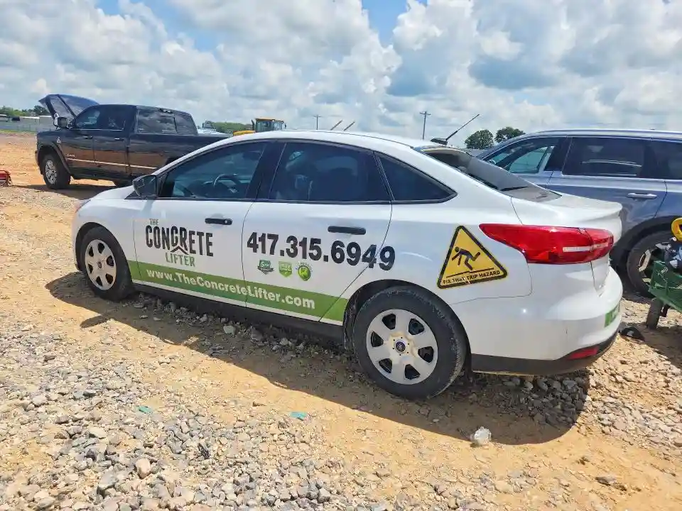 1FADP3E23JL287154 2018 FORD FOCUS-1