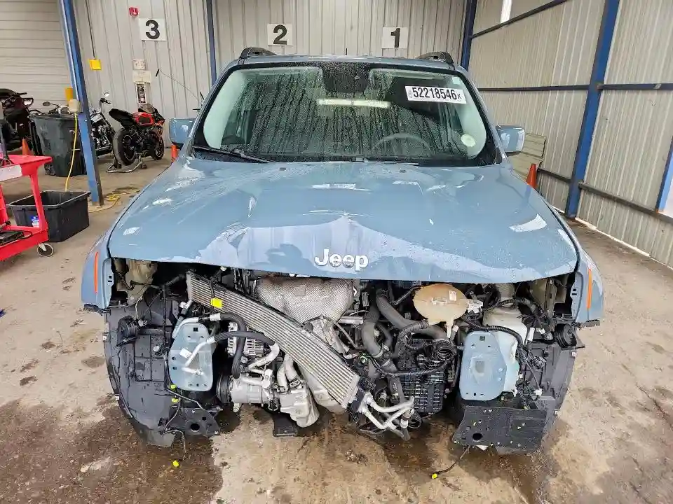 ZACCJBBBXHPG24964 2017 JEEP RENEGADE-4