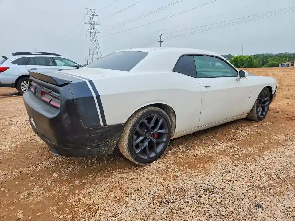 2C3CDZFJXJH224013 2018 DODGE CHALLENGER-2