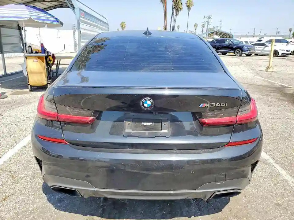 3MW5U7J0XN8C78240 2022 BMW M3-5