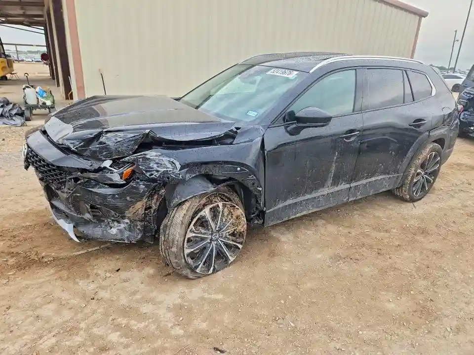 7MMVABEY6PN131783 2023 MAZDA CX-50-0