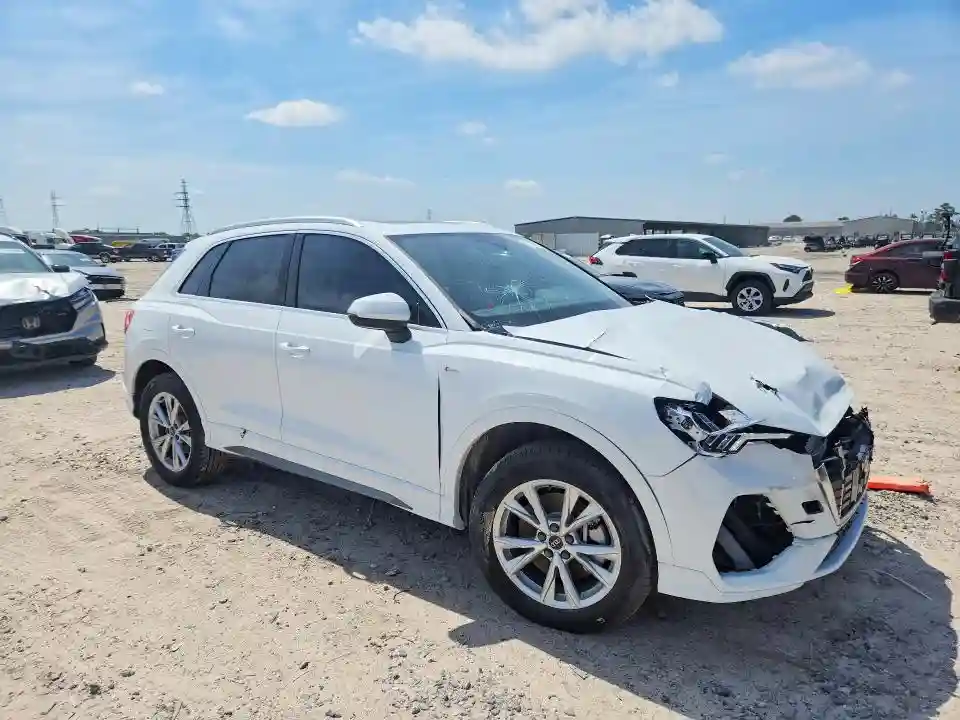 WA1DECF30S1044643 2025 AUDI Q3-3